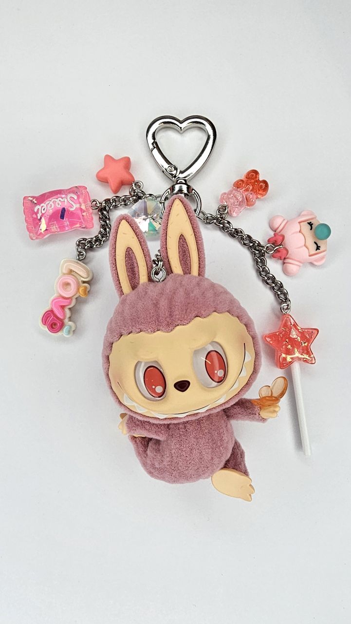 Porte-clé Labubu Lazy Yoga Confident