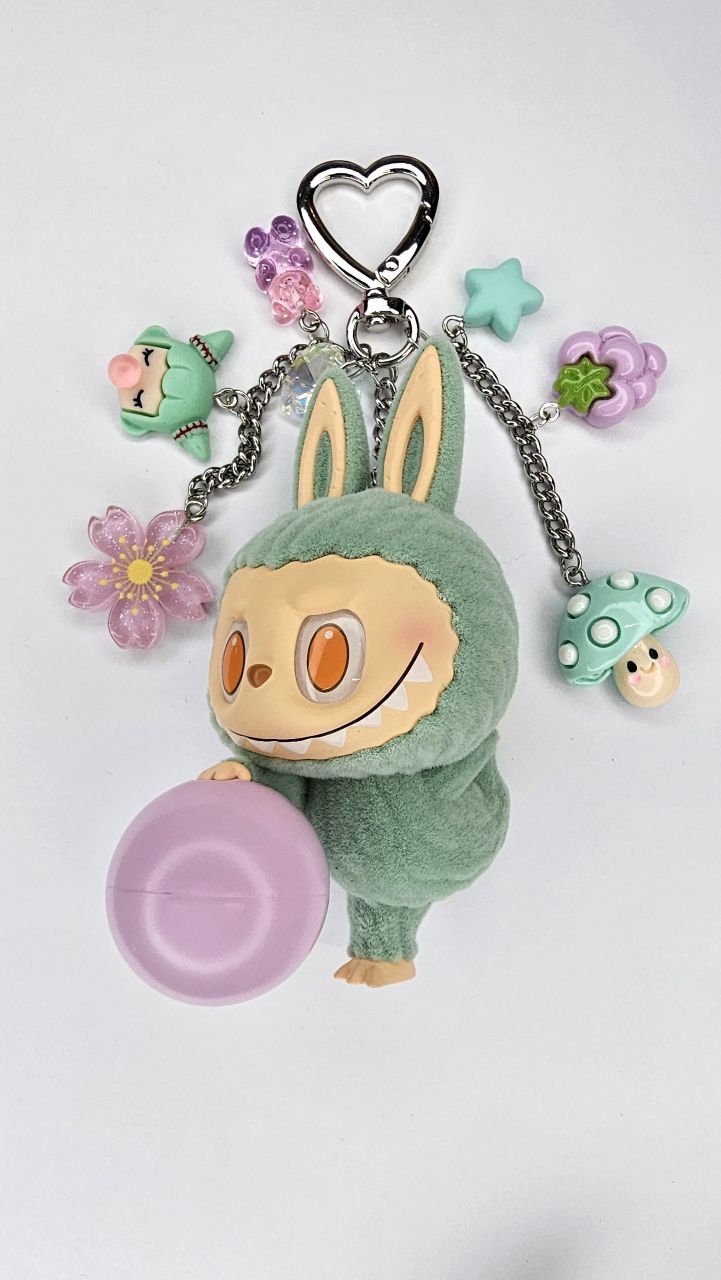 Porte-clé Labubu Lazy Yoga Zone Out